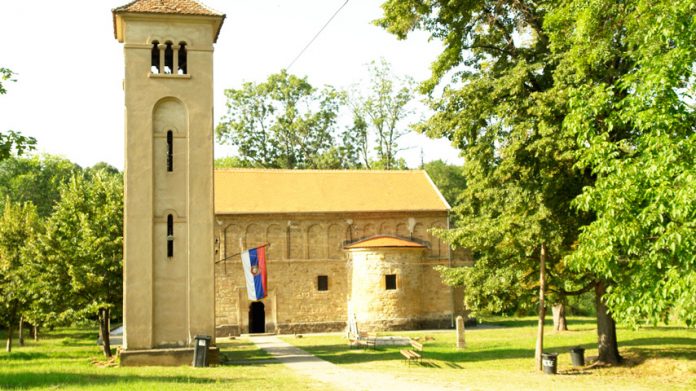 Manastir Zaova