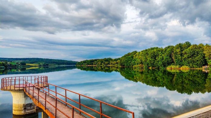 Jezero Moharač