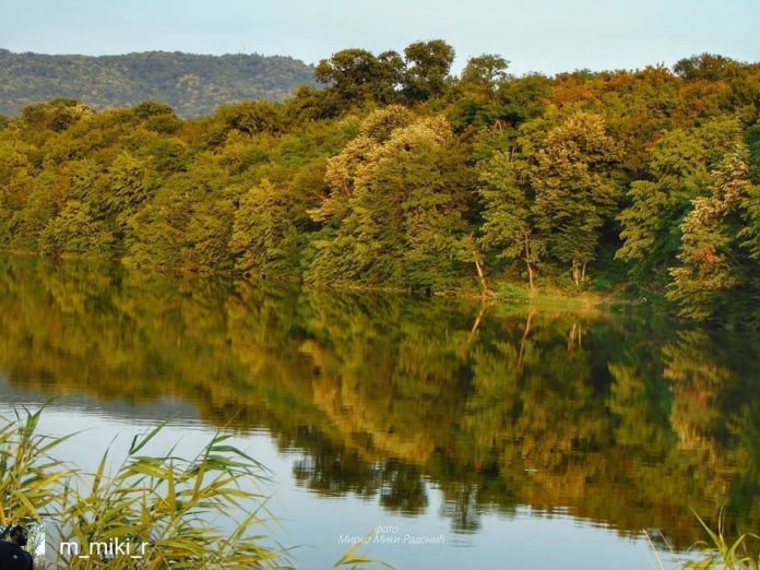 Pariguz jezero